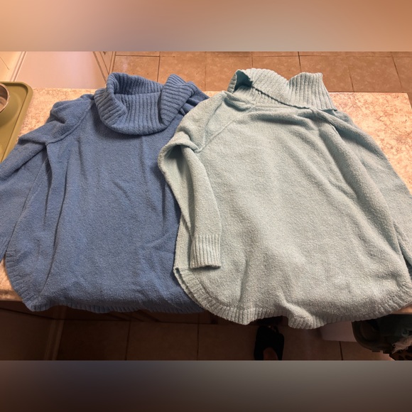 Ruby Rd Sweater Bundle - Picture 2 of 4